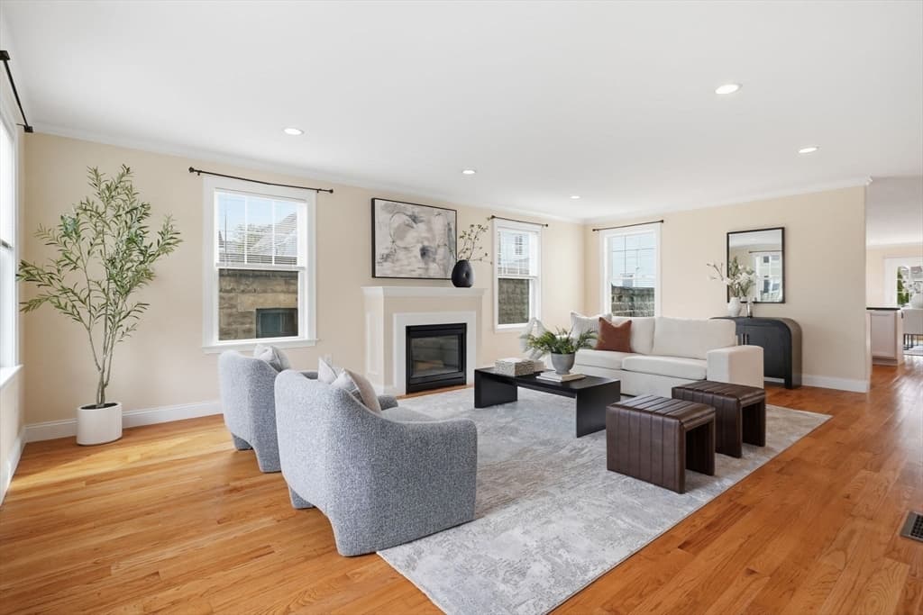 Condominium at 23 Winship St # 2, Boston MA 02135, photo 3 of 34