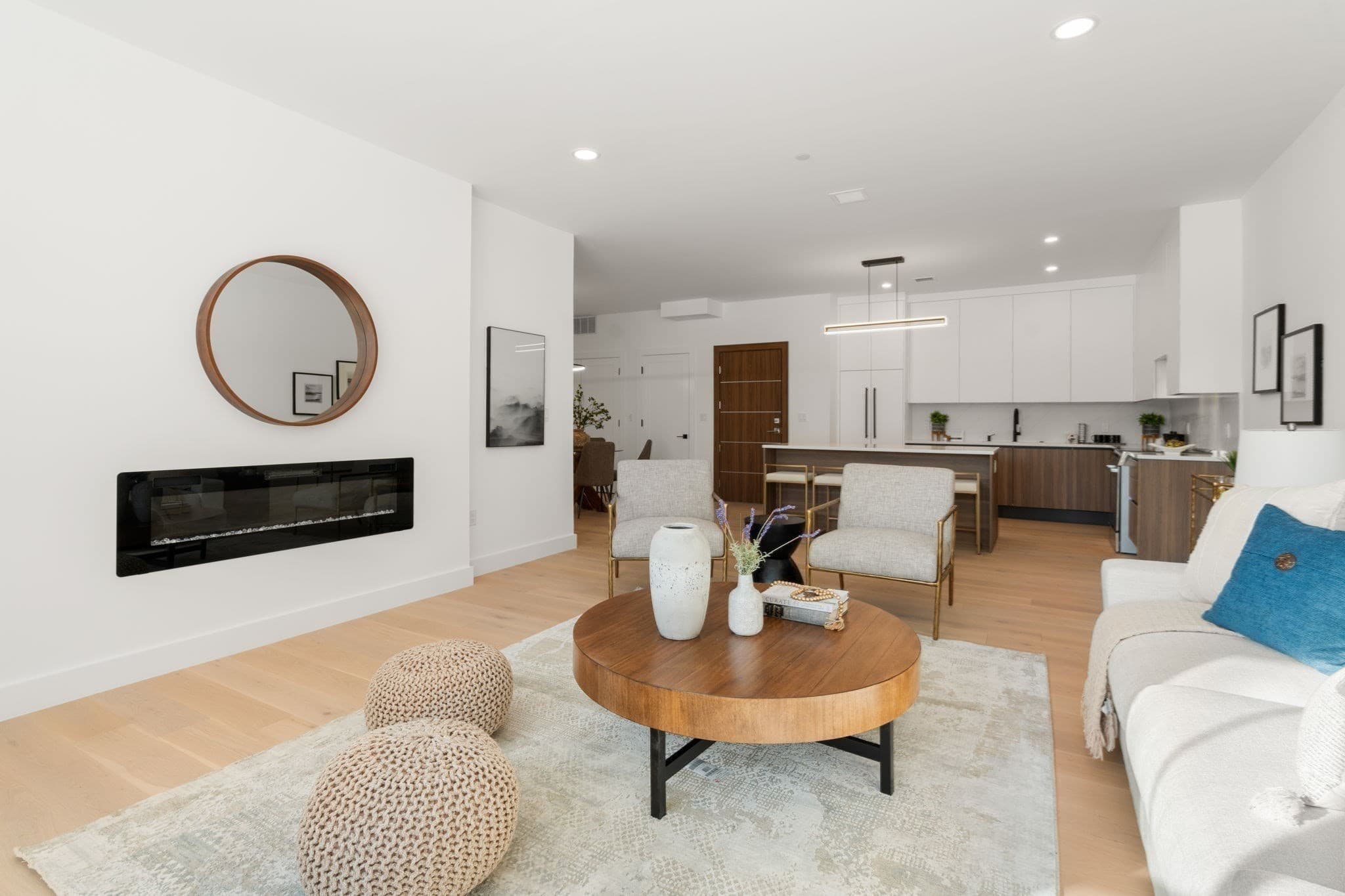 Condominium at 16 Stearns Rd. # 203, Wellesley MA 02482, photo 9 of 19