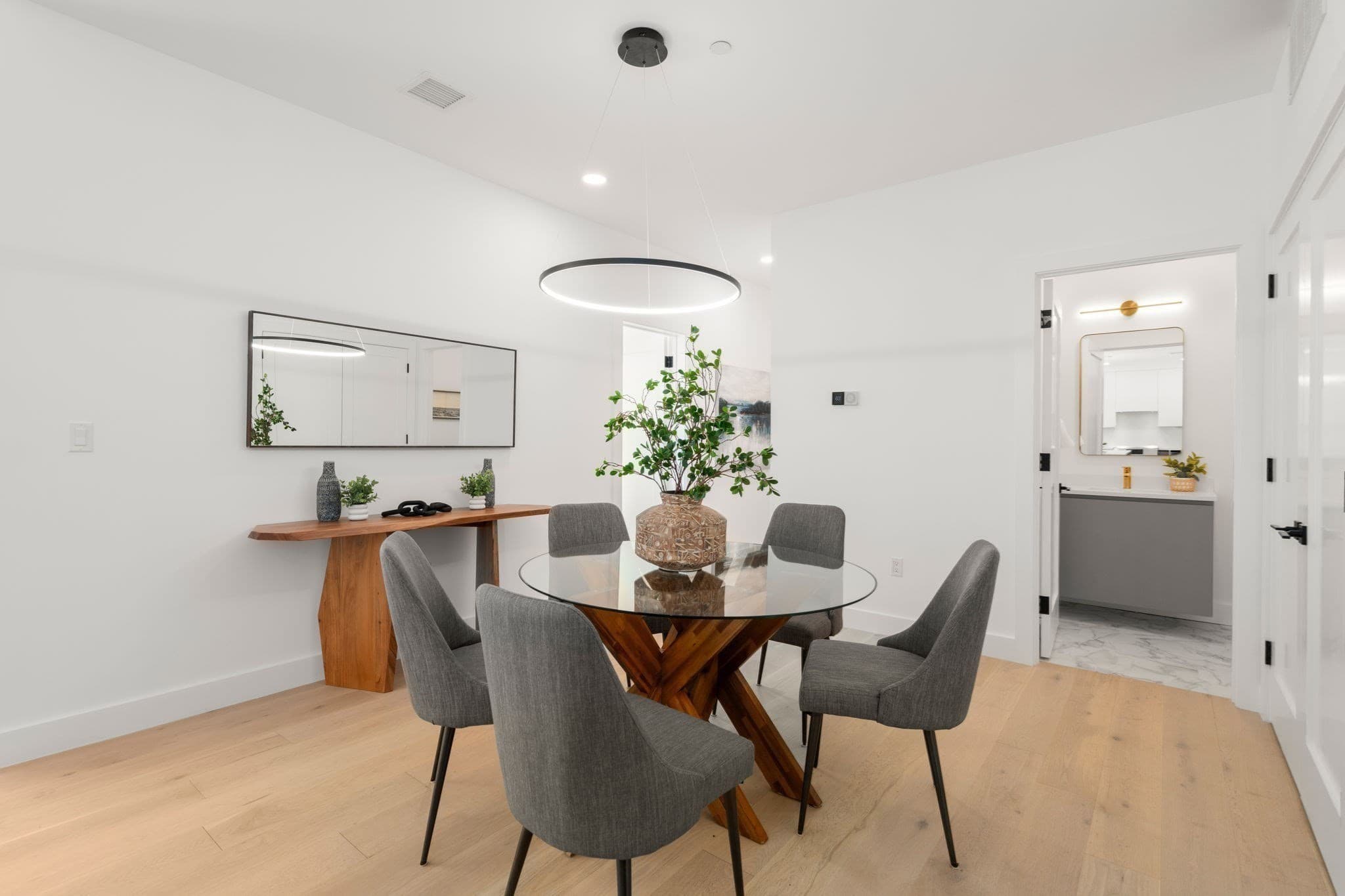 Condominium at 16 Stearns Rd. # 203, Wellesley MA 02482, photo 10 of 19
