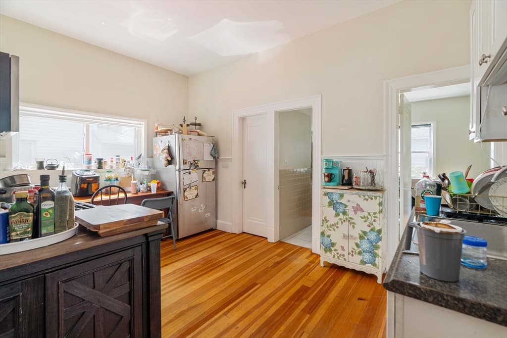 3 Family at 7 Carmel Street, Chelsea MA 02150, Chelsea, photo 5 of 24