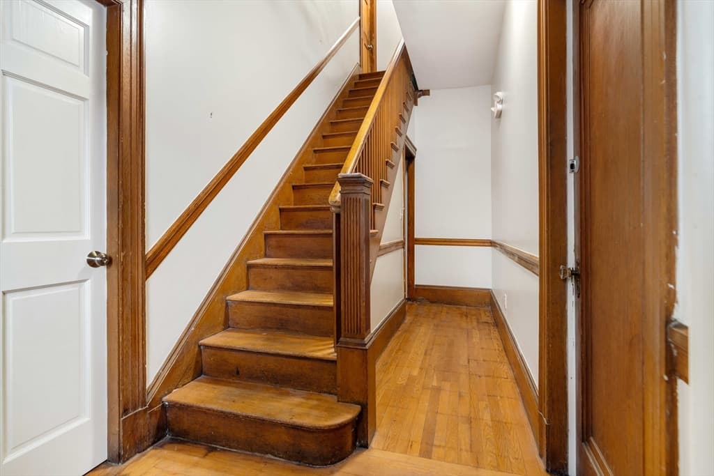 3 Family at 7 Carmel Street, Chelsea MA 02150, Chelsea, photo 4 of 24