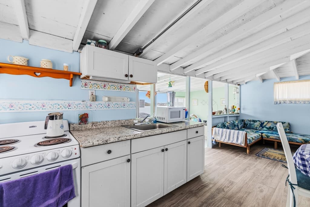 Condominium at 9F Hideaway Rd # 11, Bourne MA 02532, photo 2 of 24