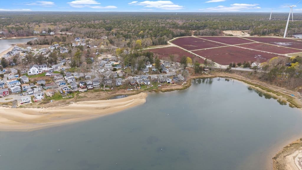 Condominium at 9F Hideaway Rd # 11, Bourne MA 02532, photo 22 of 24