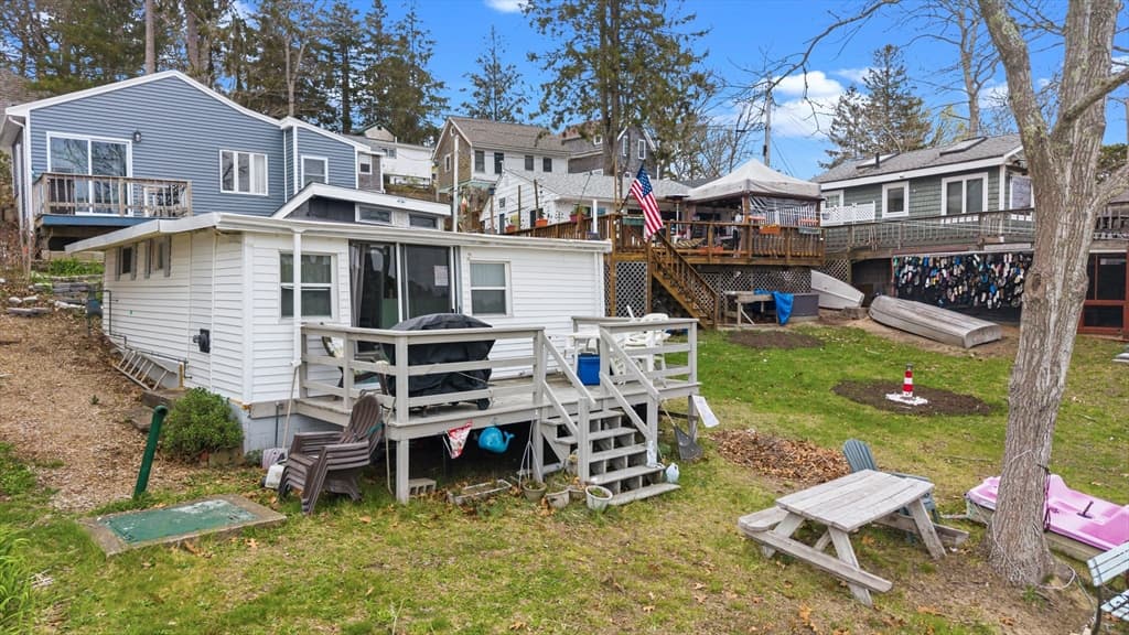 Condominium at 9F Hideaway Rd # 11, Bourne MA 02532, photo 15 of 24