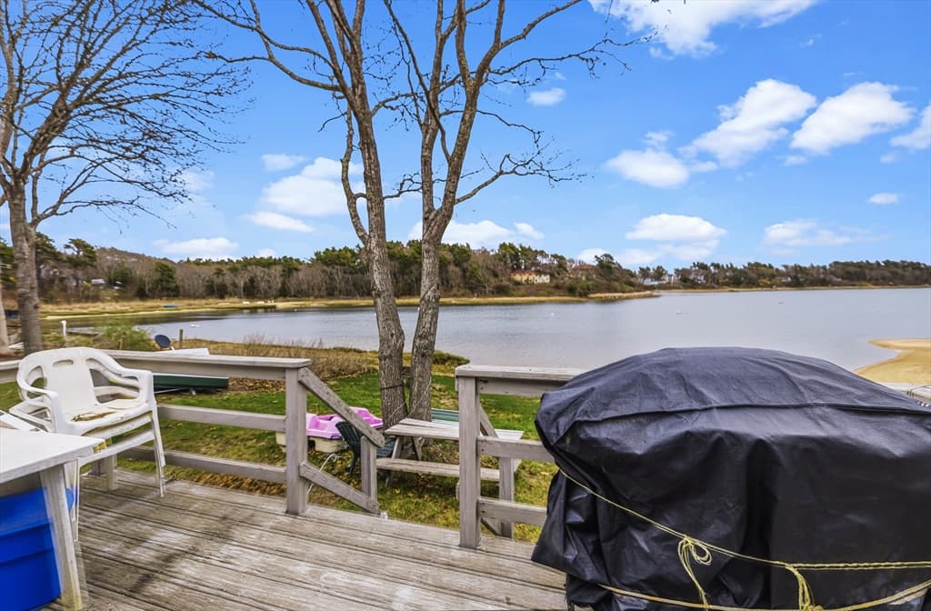 Condominium at 9F Hideaway Rd # 11, Bourne MA 02532, photo 11 of 24