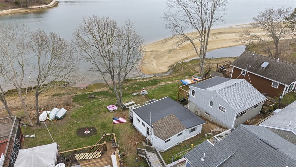 Condominium at 9F Hideaway Rd # 11, Bourne MA 02532, photo 19 of 24