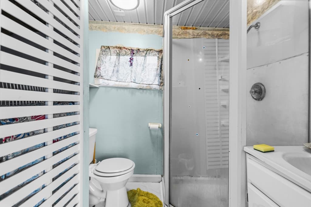 Condominium at 9F Hideaway Rd # 11, Bourne MA 02532, photo 8 of 24