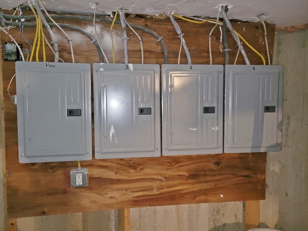 3 Family - 3 Units Up/Down at 164 Boylston Street, Boston MA 02130, photo 12 of 15
