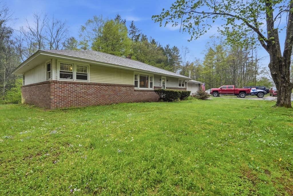 Single Family Residence at 223 S Barre Rd, Barre MA 01005, Barre, photo 27 of 35