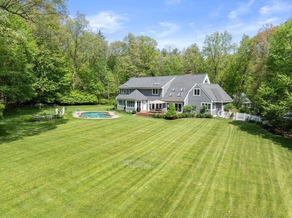 117 Ayer Road, Harvard MA 01451