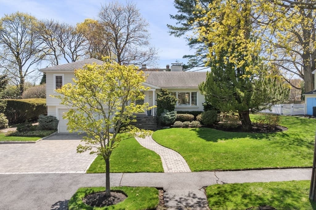 Single Family Residence at 21 Phillips Avenue, Swampscott MA 01907, Swampscott, photo 2 of 39