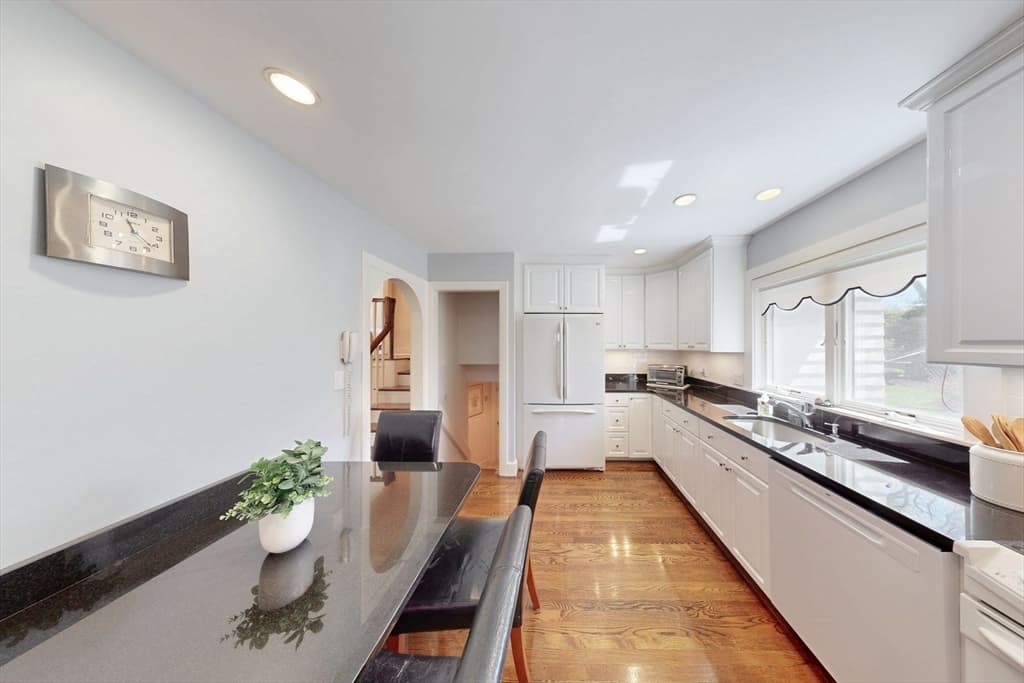 Single Family Residence at 21 Phillips Avenue, Swampscott MA 01907, Swampscott, photo 14 of 39