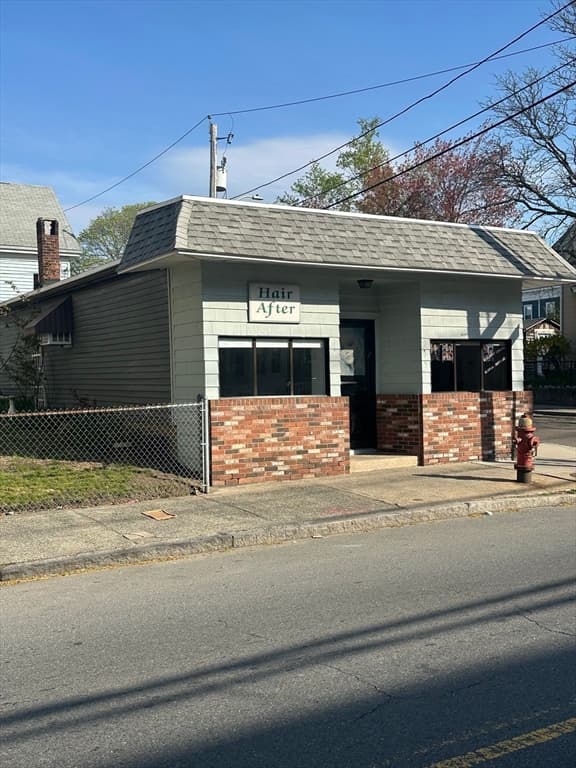 Commercial Sale at 279 Boston Street, Lynn MA 01904, photo 2 of 31