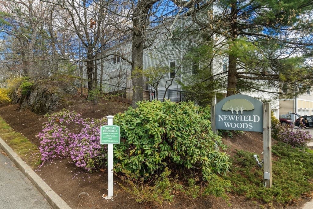 Condominium at 99 Anderer Ln # 8, Boston MA 02132, Boston, photo 27 of 29