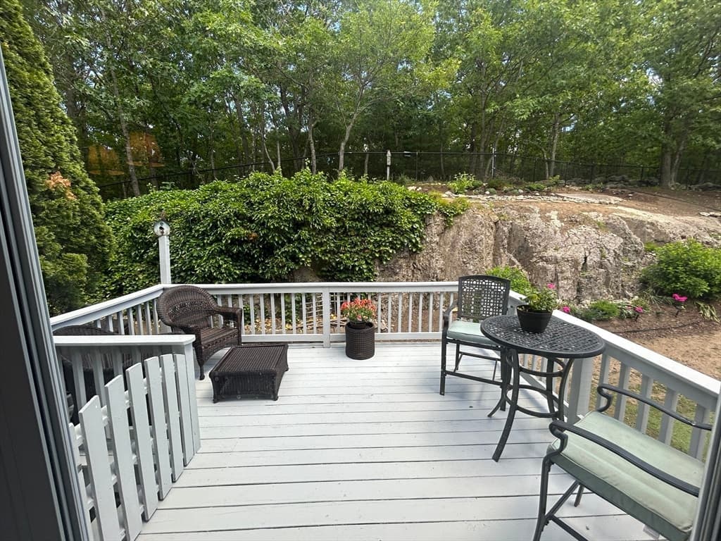 Condominium at 99 Anderer Ln # 8, Boston MA 02132, Boston, photo 14 of 29