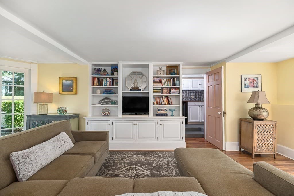 Single Family Residence at 18 Union Street, Manchester MA 01944, Manchester, photo 11 of 38