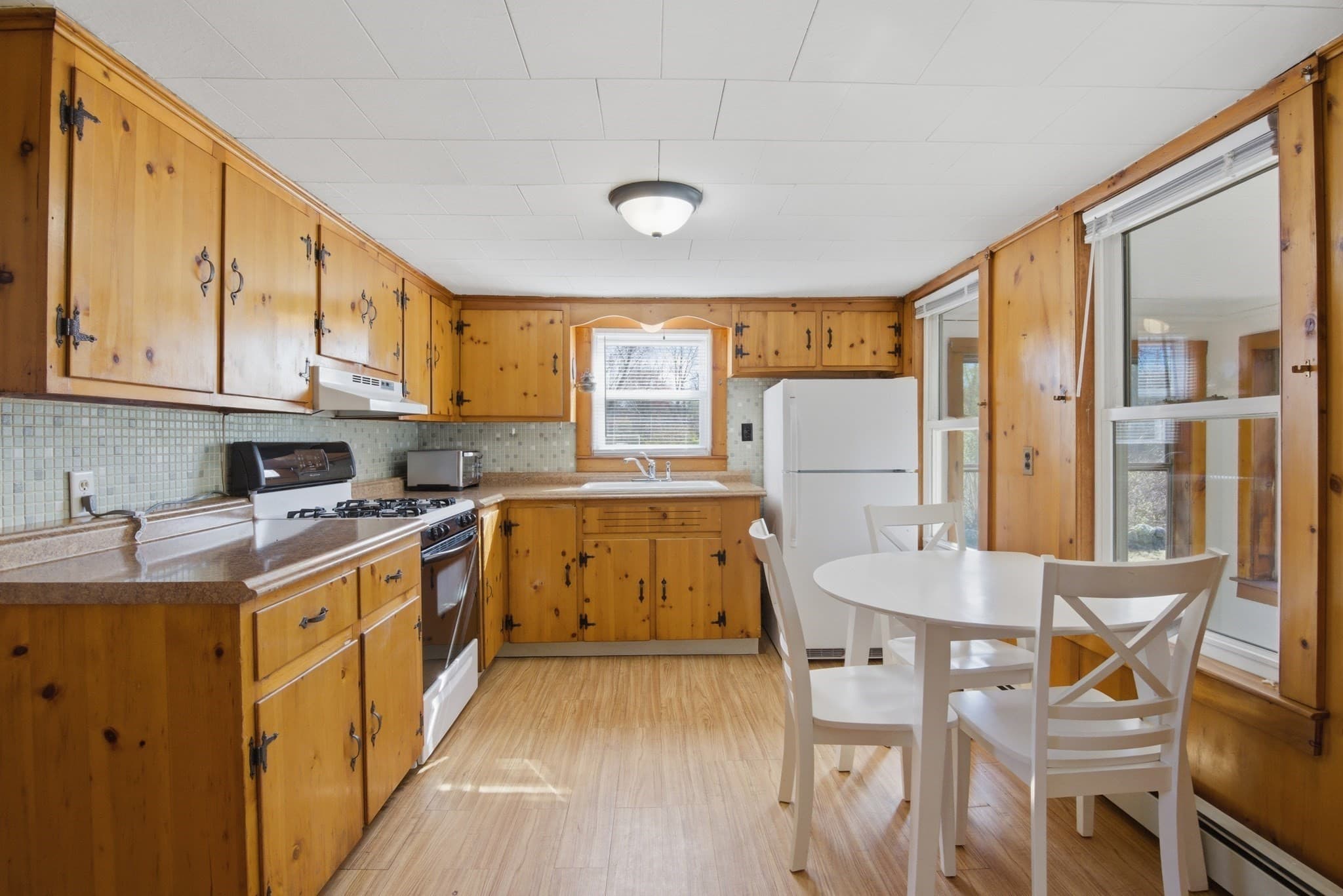 Single Family Residence at 309 Purchase Street, Milford MA 01757, Milford, photo 10 of 39
