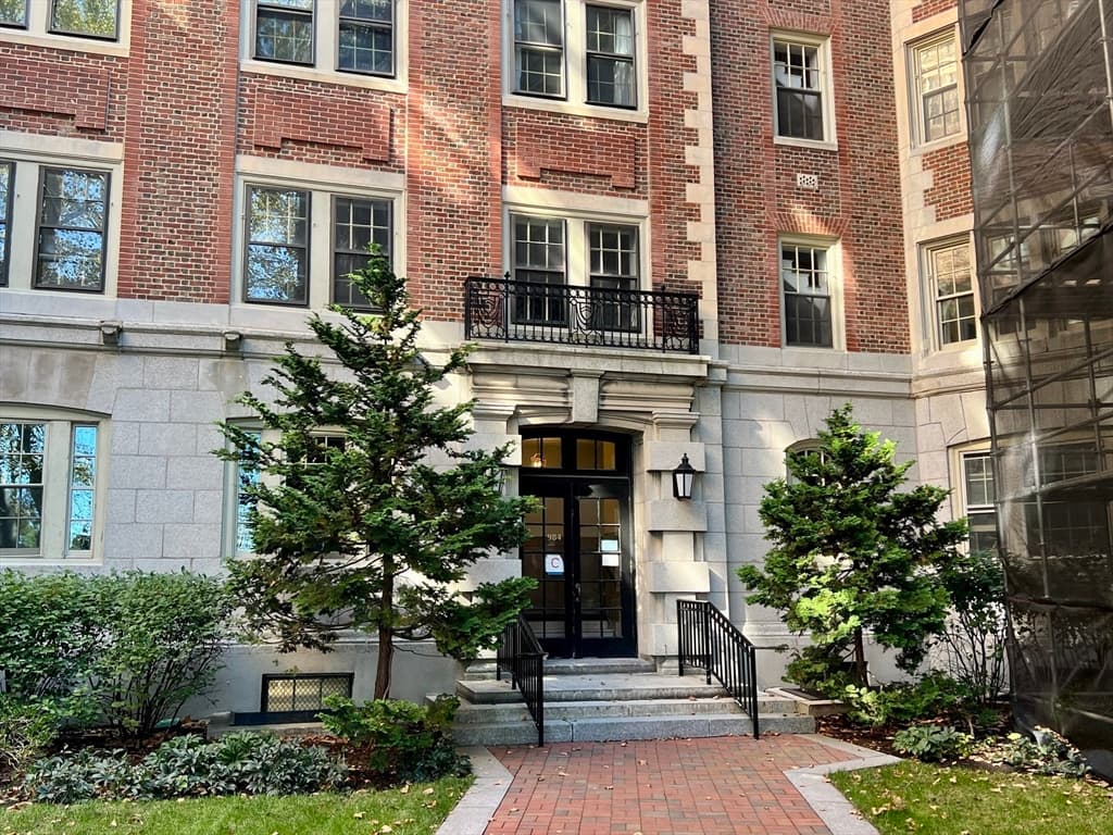 Stock Cooperative at 983 Memorial Drive # 502, Cambridge MA 02138, Cambridge, photo 31 of 33