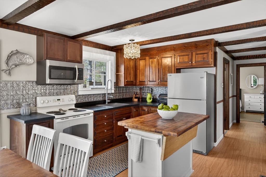 Single Family Residence at 47 Flying Dragon Road, Brewster MA 02631, photo 7 of 42