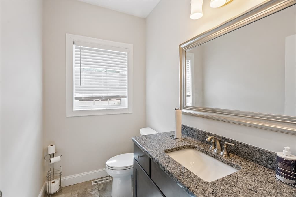 Single Family Residence at 44 Sheffield St, Windham NH 03087, Windham, photo 14 of 38