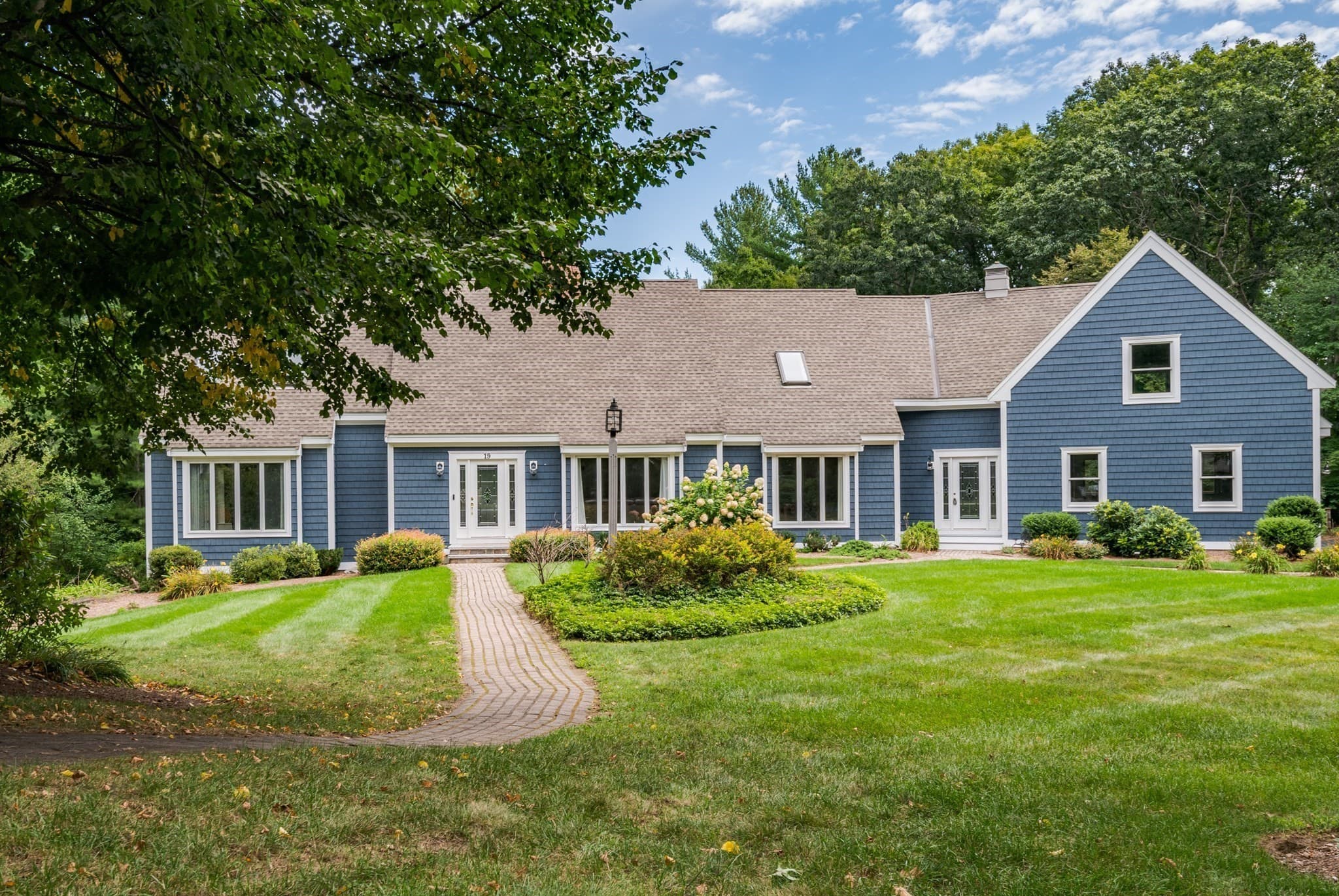 Single Family Residence at 19 Devonshire Rd, Middleton MA 01949, Middleton, photo 2 of 42