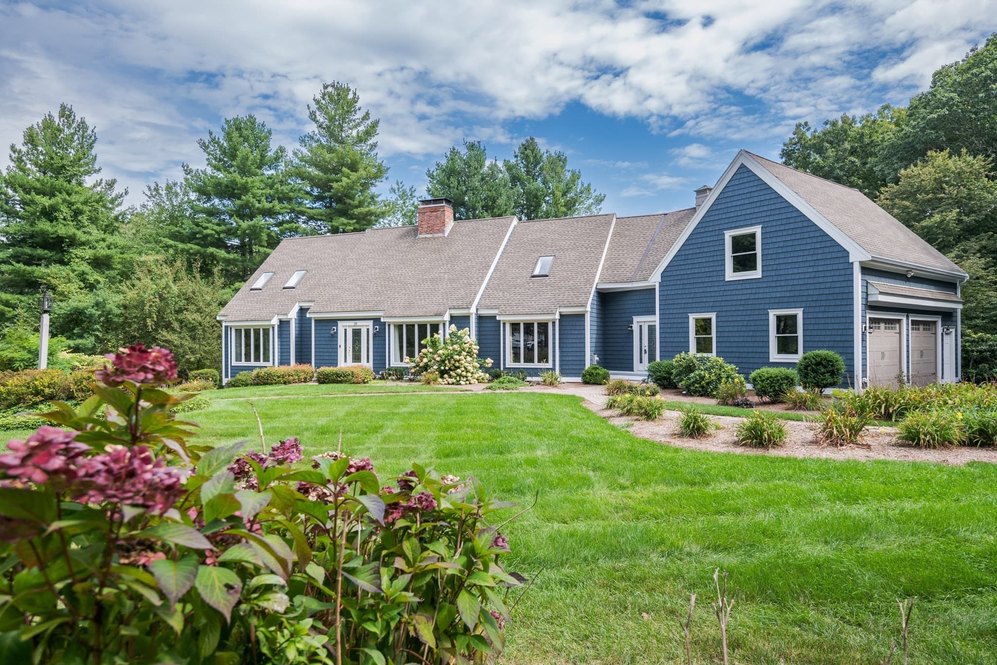 19 Devonshire Rd, Middleton MA 01949