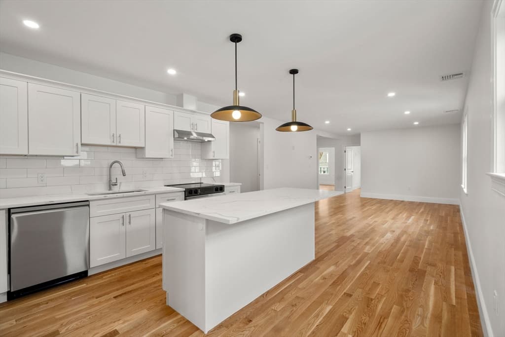 26-28 Pitcher Ave, Medford MA 02155 photo 10