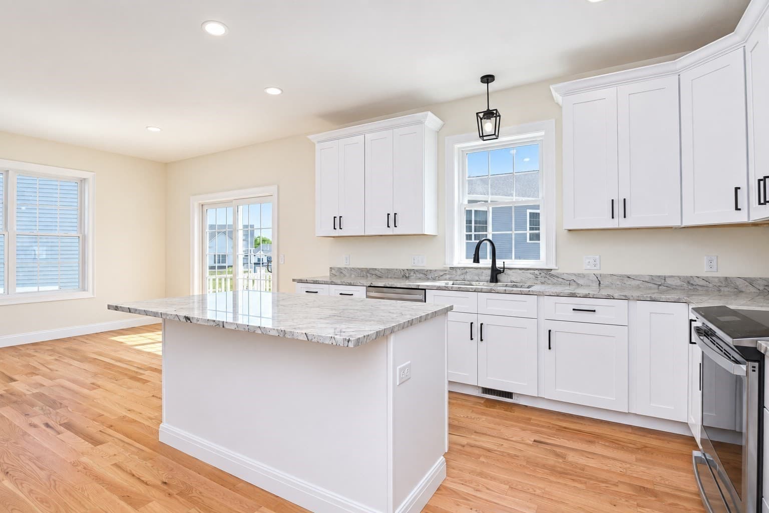 Condominium at 80 Fisherville Terrace # 0, Grafton MA 01560, photo 9 of 33