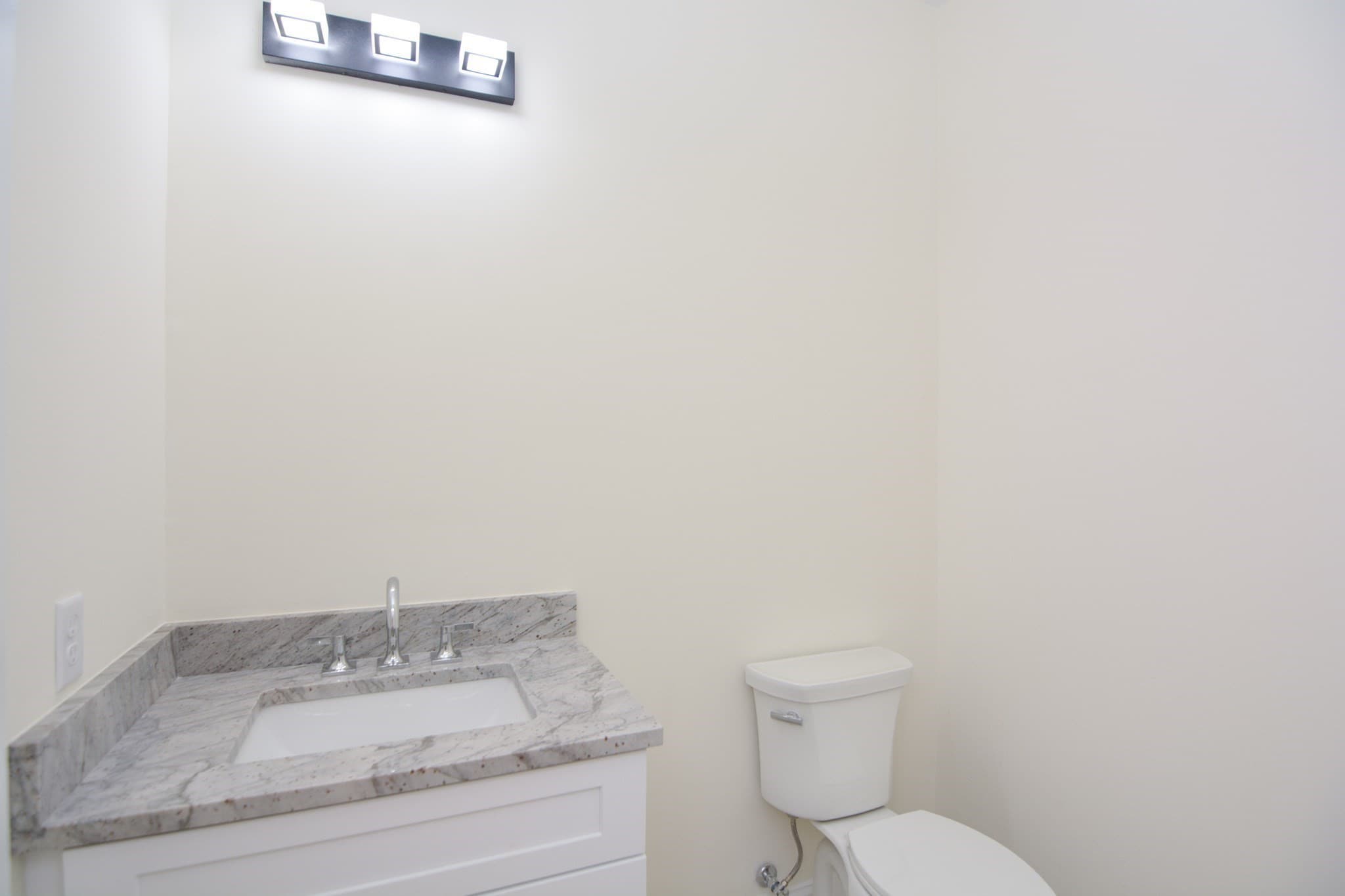 Condominium at 80 Fisherville Terrace # 0, Grafton MA 01560, photo 15 of 33