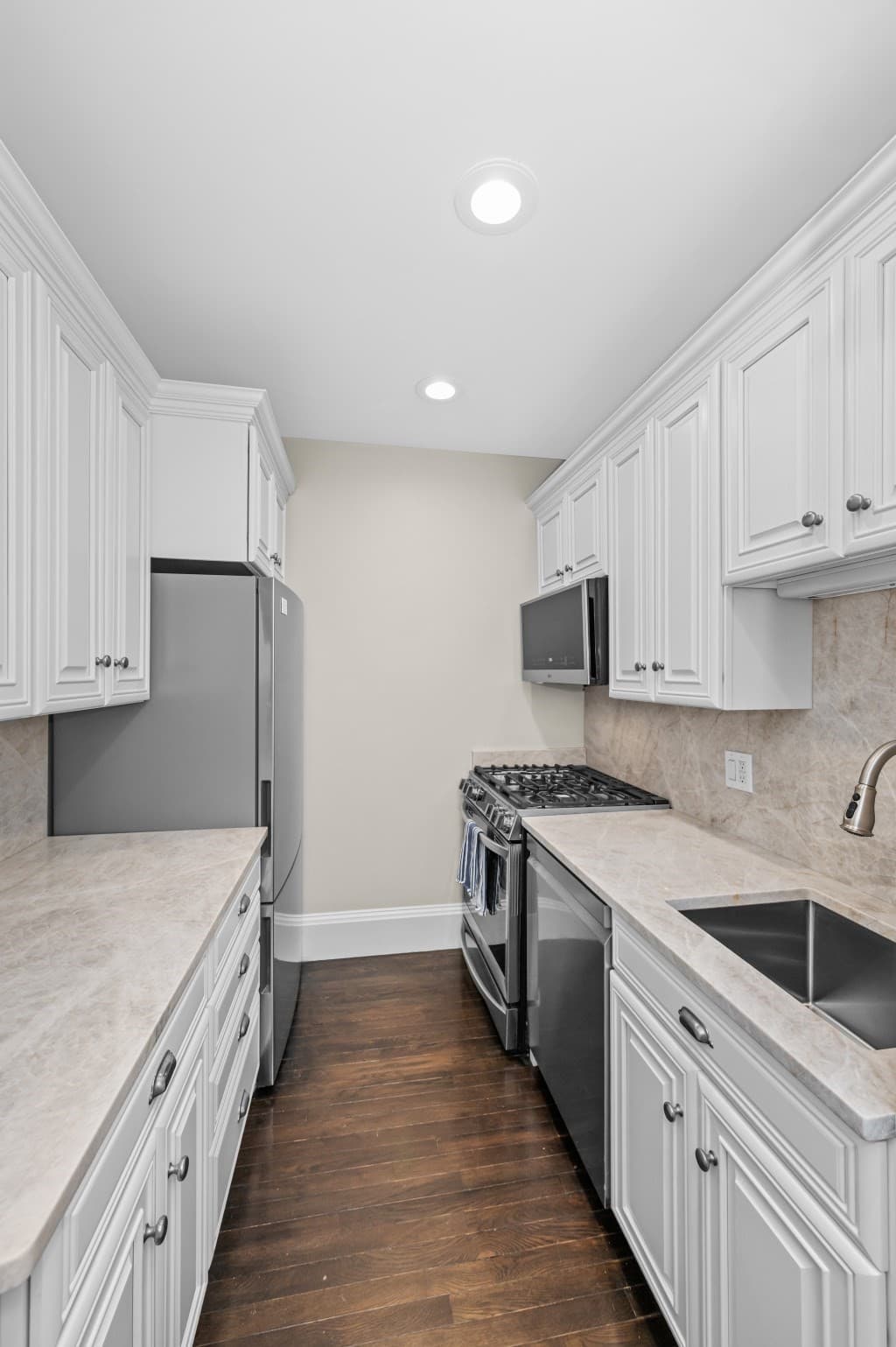 Condominium at 437 Columbus Ave # 3, Boston MA 02116, photo 7 of 13