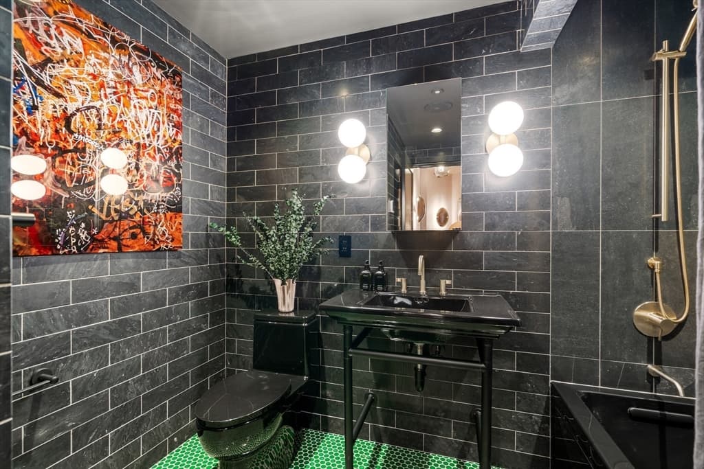 Condominium at 1180-1200 Washington St # 119, Boston MA 02118, photo 15 of 32