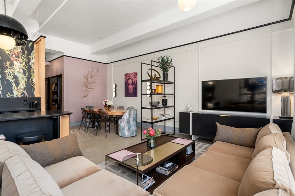Condominium at 1180-1200 Washington St # 119, Boston MA 02118, photo 8 of 32
