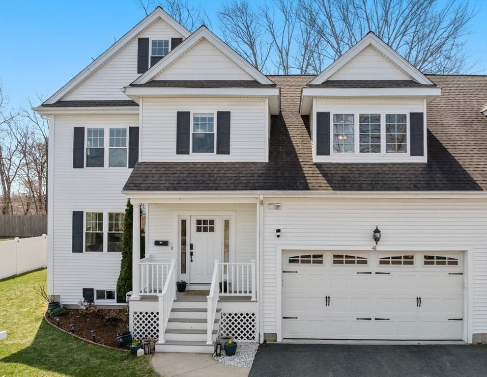 Single Family Residence at 41 Sunset Ave, Norwood MA 02062, photo 2 of 37