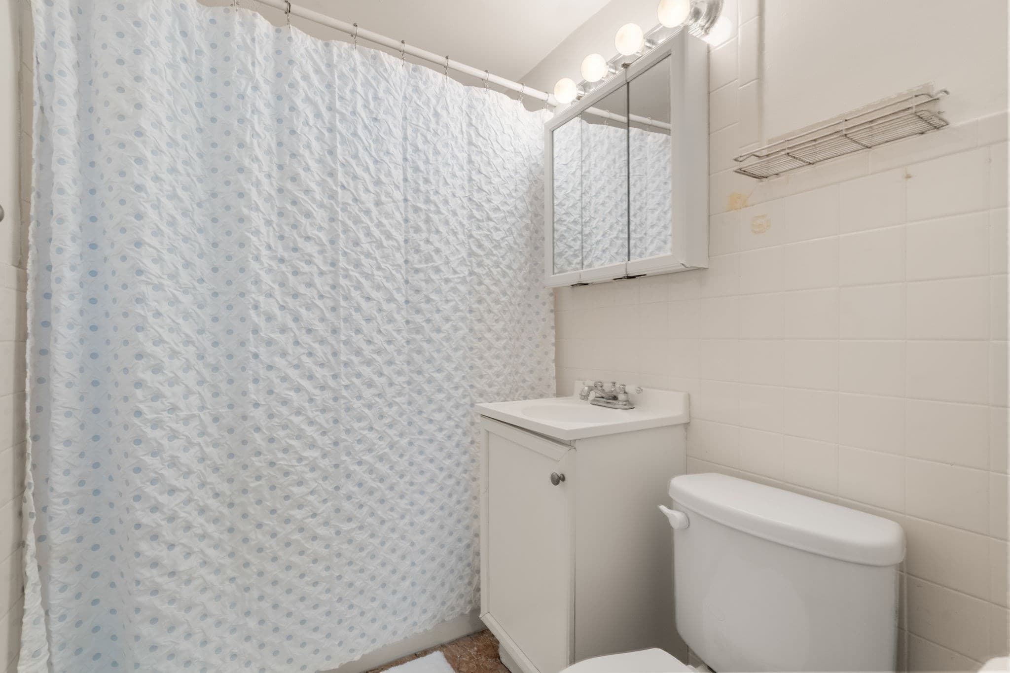 Condominium at 71 Oxford Ave # A, Cambridge MA 02138, Cambridge, photo 16 of 21