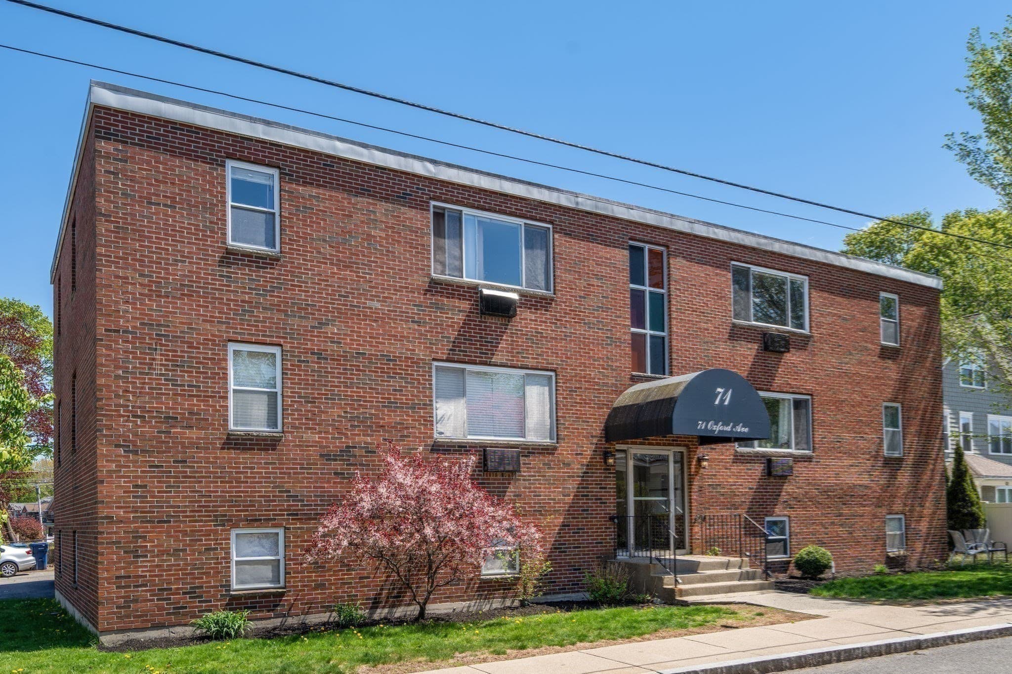 Condominium at 71 Oxford Ave # A, Cambridge MA 02138, Cambridge, photo 4 of 21