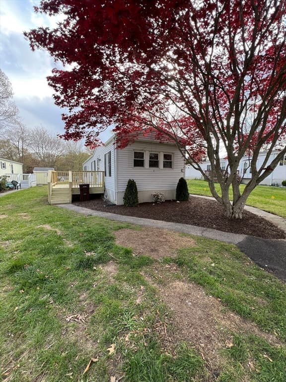 Single Family Residence at 7 Chestnut St, Rockland MA 02370, Rockland, photo 2 of 16