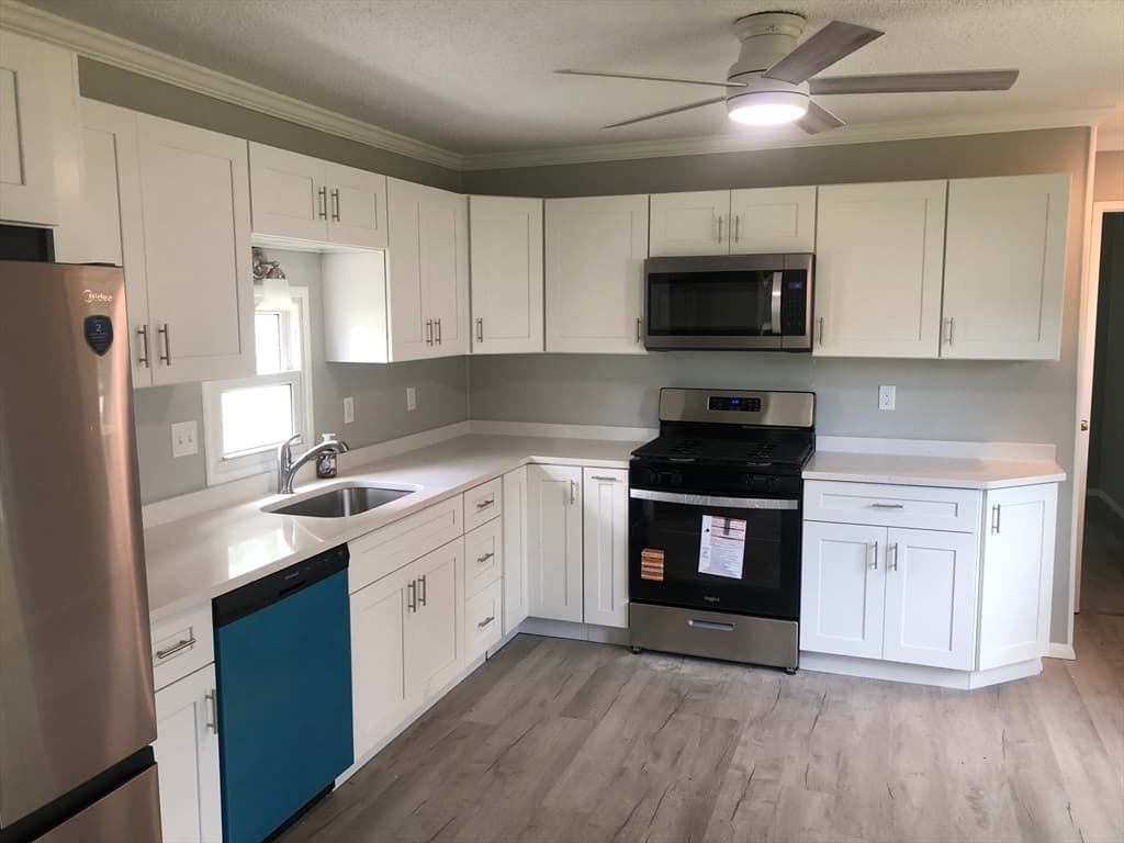 Single Family Residence at 7 Chestnut St, Rockland MA 02370, Rockland, photo 6 of 16