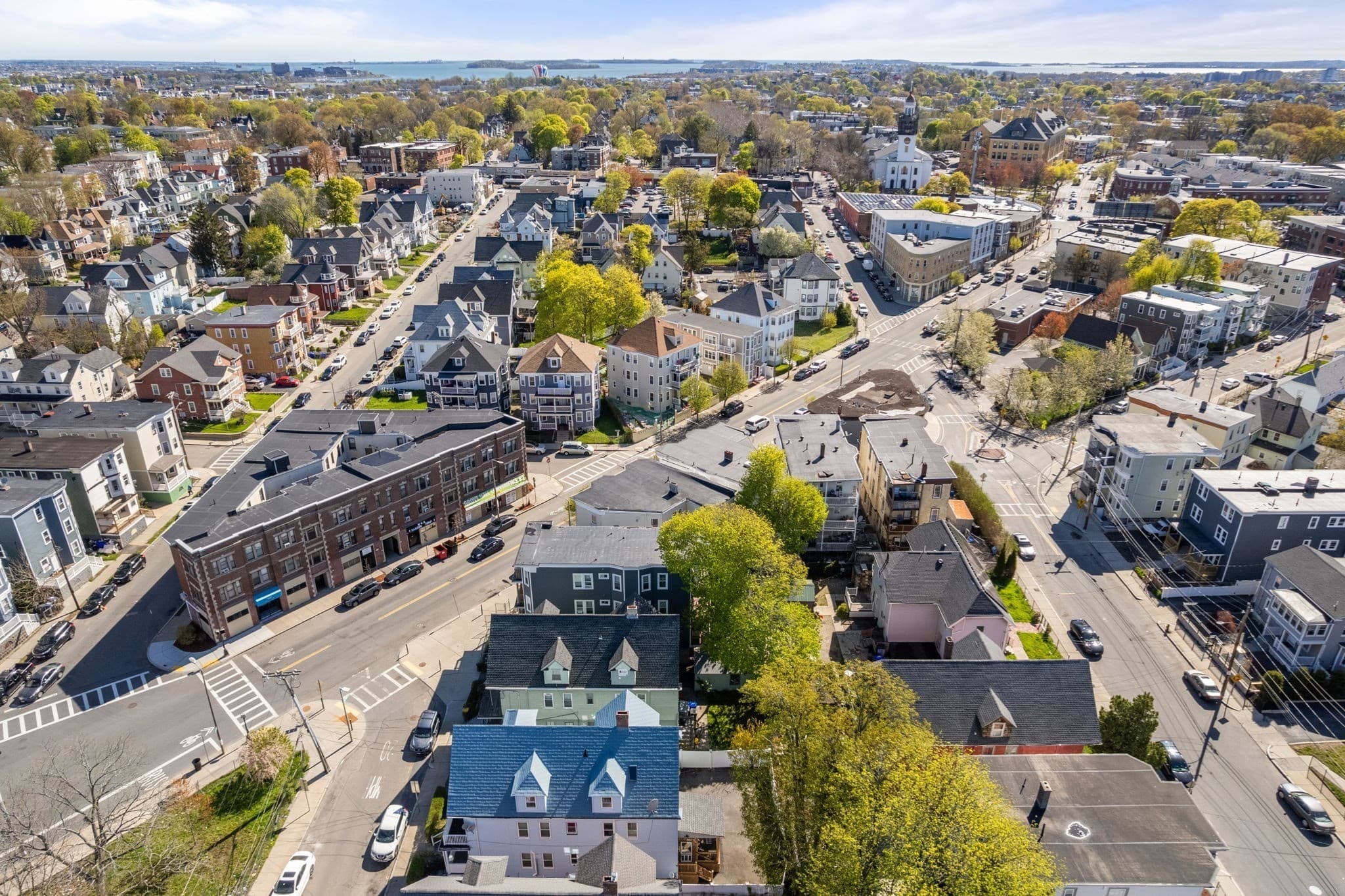 3 Family at 8 Colonial Ave, Boston MA 02124, photo 5 of 19