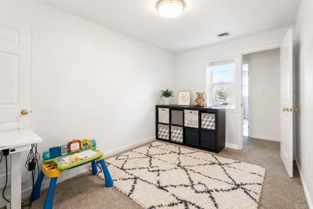 Single Family Residence at 3 Taylor Rd, Bellingham MA 02019, Bellingham, photo 28 of 42