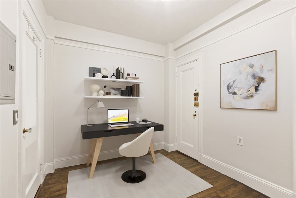 Condominium at 180 Commonwealth Ave # 7, Boston MA 02116, photo 13 of 21
