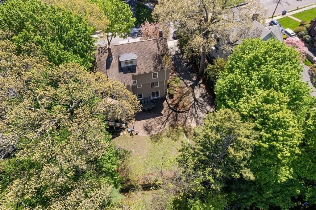 Single Family Residence at 189 Mount Vernon St, Newton MA 02465, Newton, photo 32 of 35