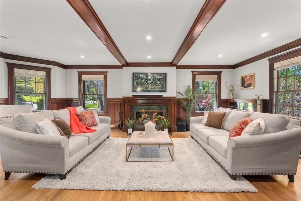 Single Family Residence at 189 Mount Vernon St, Newton MA 02465, Newton, photo 5 of 35