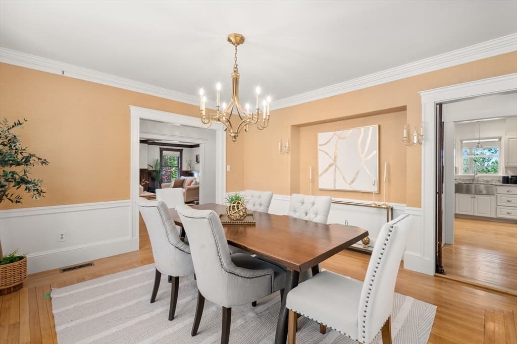 Single Family Residence at 189 Mount Vernon St, Newton MA 02465, Newton, photo 10 of 35