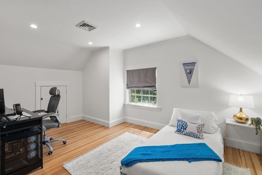 Single Family Residence at 189 Mount Vernon St, Newton MA 02465, Newton, photo 25 of 35
