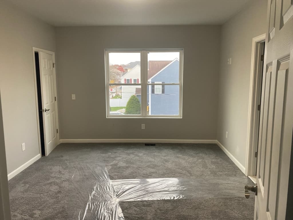 Condominium at 184 Avenue C # M2, Woonsocket RI 02895, Woonsocket, photo 4 of 10