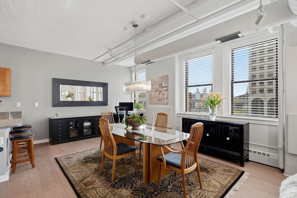 Condominium at 210 South St # 2, Boston MA 02111, photo 7 of 42
