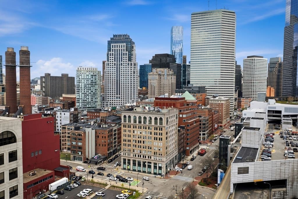 Condominium at 210 South St # 2, Boston MA 02111, photo 3 of 42