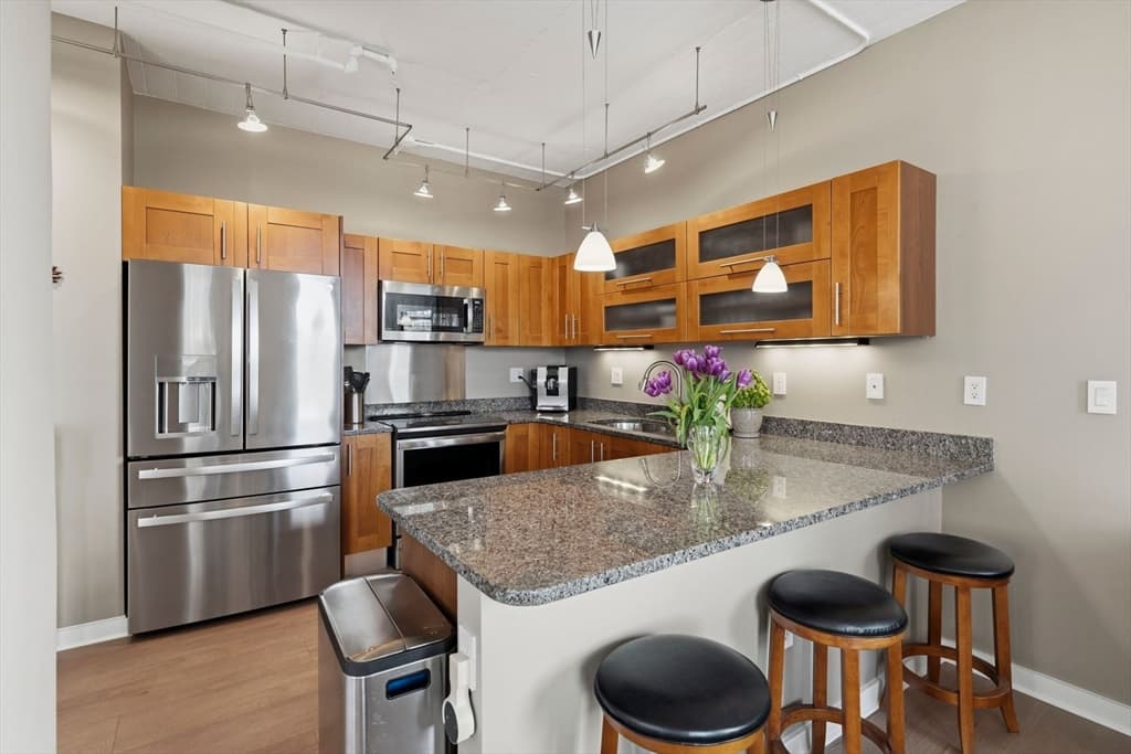 Condominium at 210 South St # 2, Boston MA 02111, photo 10 of 42