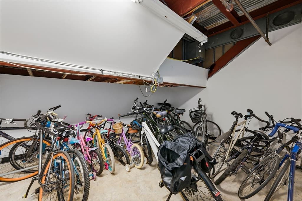 Condominium at 210 South St # 2, Boston MA 02111, photo 33 of 42