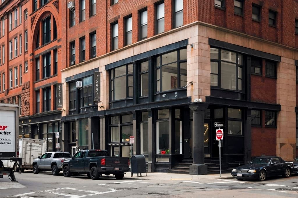 Condominium at 210 South St # 2, Boston MA 02111, photo 37 of 42